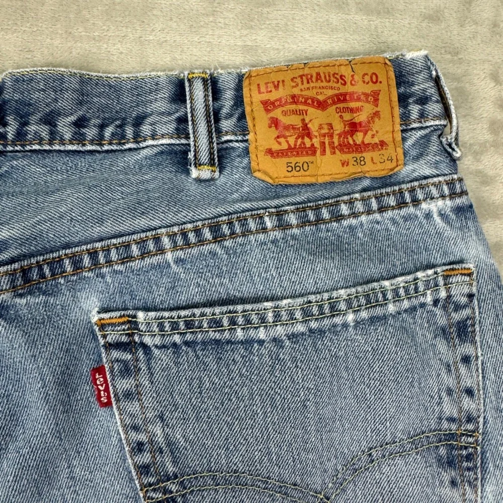 Levis 560 Jeans Mens 38x34(Fits 36) Relaxed Tapered 90s Vintage Light Wash Denim
